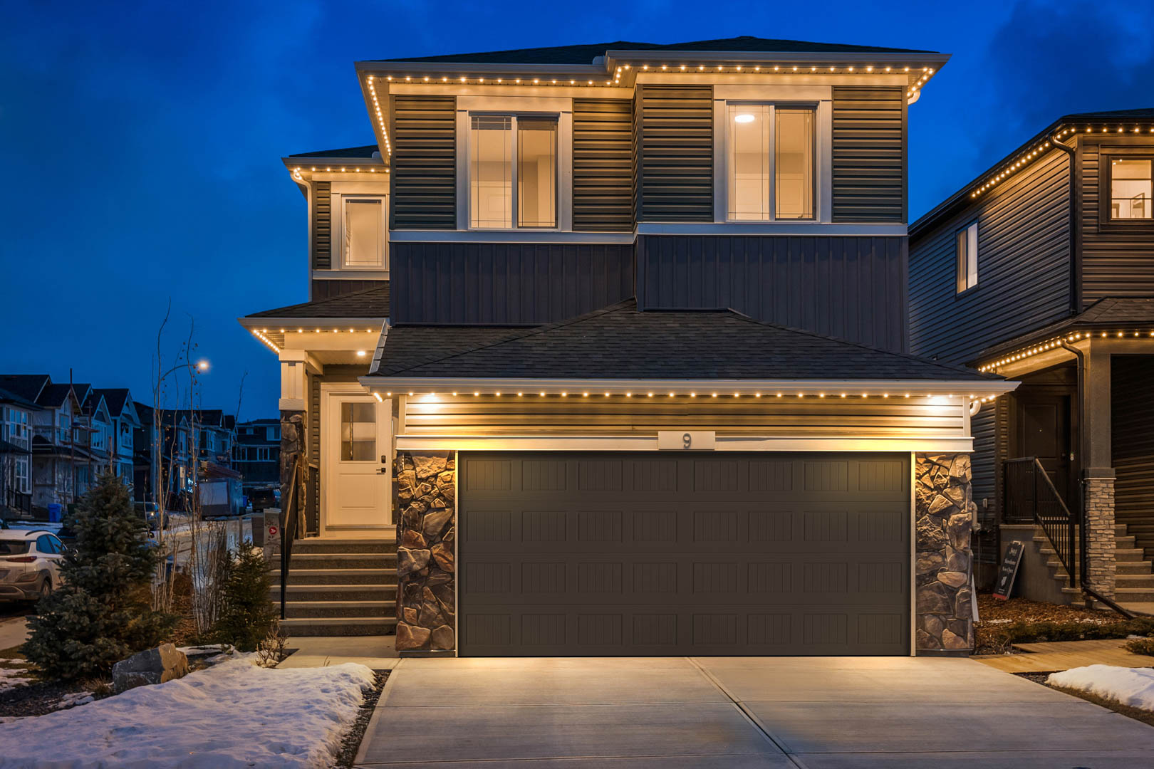 Attached Garage